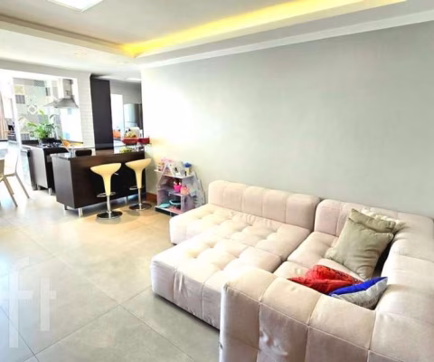 Apartamento à venda em Centro com 86 m², 3 quartos