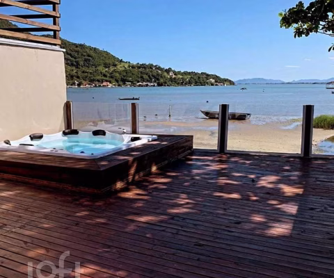 Casa à venda em Alto Ribeirão com 106 m², 3 quarto