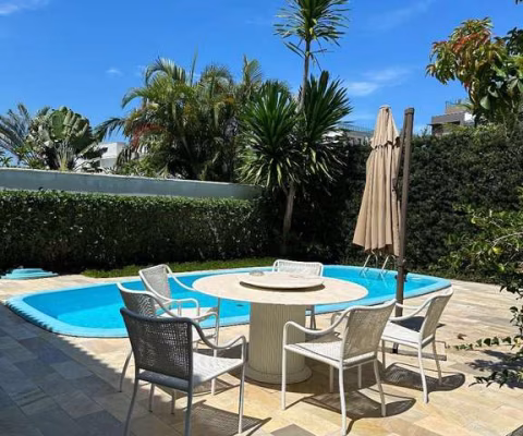 Casa à venda em Jurere Oeste com 310 m², 4 quartos