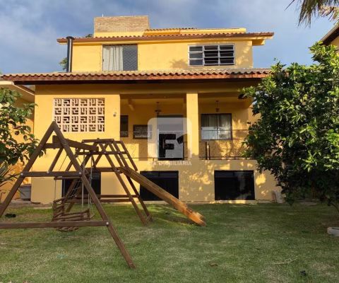 Casa de 6 dormitórios no Campeche