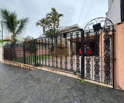 Sobrado grande, bem arejado e com quintal espaçoso! Oportunidade