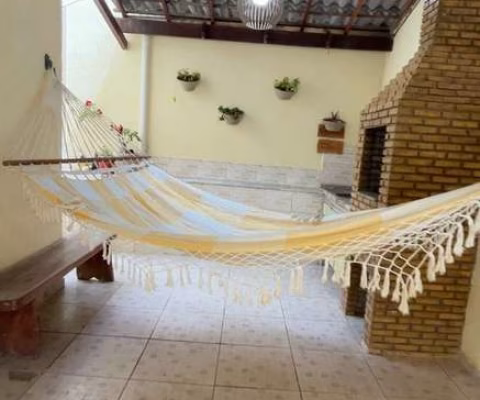 Vendo  Oportunidade Casa energia solar  Duplex em Condomínio com 150m2, 4/4, sendo 3 suítes, garagem coberta, espaço gourmet - Praias do Flamengo - Salvador/BA.