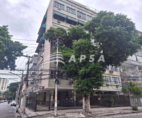 EXCELENTE DOIS QUARTOS EM FRENTE AO ESTÁDIO MARACANÃ. OPORTUNIDADE ÚNICA PARA QUEM BUSCA UM IMÓVEL A
