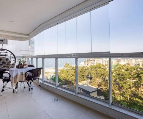Apartamento com 1 suíte + 2 dormitórios na Praia Brava