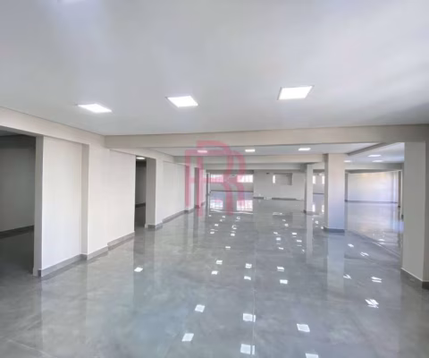Sala Comercial para locação anual, 360m² no Centro de Balneário Camboriú.