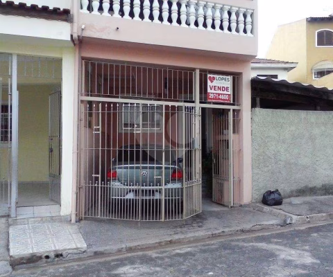 Sobrado no Tremembé com duas residências