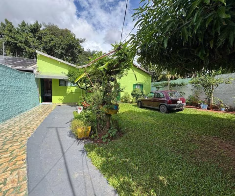 Casa com terreno grande - Analisa permuta.
