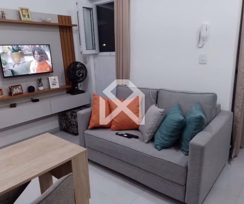 Apartamento à venda com 35m, 1 dormitório, Área externa com Quintal, Sem vaga, Vila Canero, São Pau