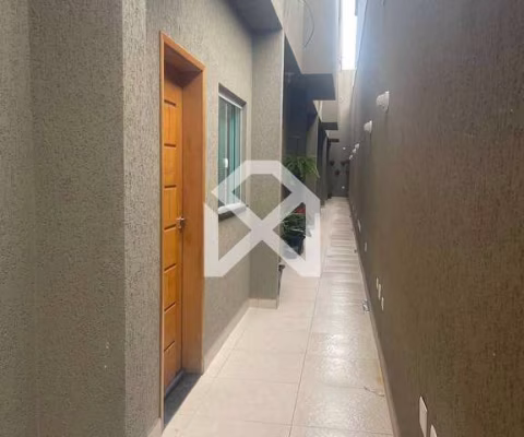 Sobrado à venda em Condomínio com 70m², 2 dormitórios, 2 suítes, Vaga de garagem, Parque Boturussu,