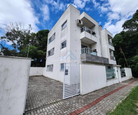 Apto com 2 quartos em Meia Praia