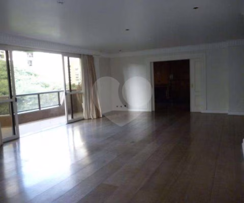 Apartamento com 4 quartos à venda em Real Parque - SP