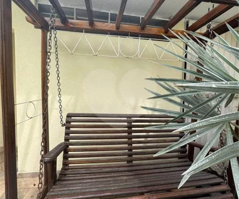 Sobrado com 5 quartos à venda em Jardim Franca - SP