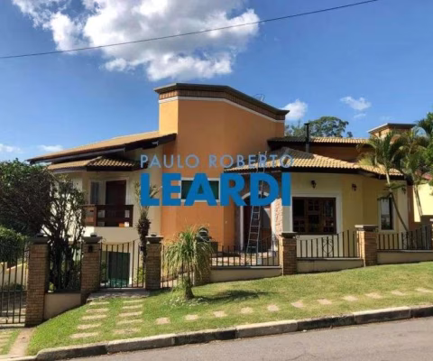 CASA ASSOBRADADA - CONDOMÍNIO FLAMBOYANT-B - SP