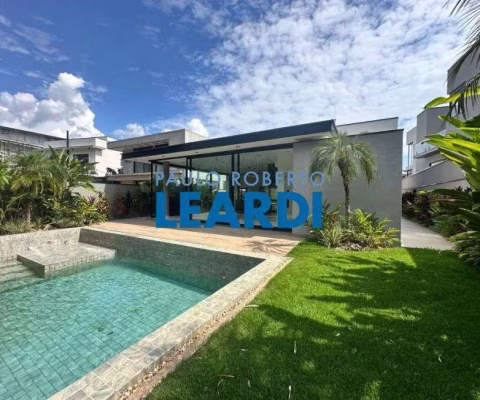 CASA EM CONDOMÍNIO - LOTEAMENTO GRANVILLE ATIBAIA - SP