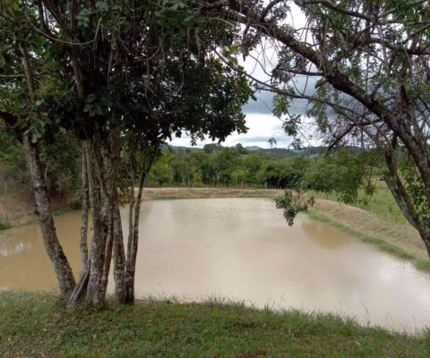 SÍTIO A VENDA COM 5 ALQUEIRES EM MIRACATU - SP
