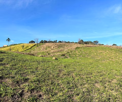 Vende-se terreno com medidas entre 500m2;