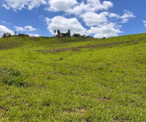 Vende-se terreno com excelente acesso próximo ao centro de Arujá