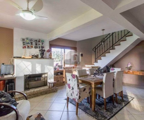 Casa para Venda - 318.18m², 3 dormitórios, sendo 1 suites, 6 vagas - Belém Novo