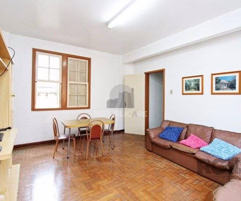 Apartamento a venda na Avenida Alberto Bins com 4 quartos, 2 banheiros, elevador