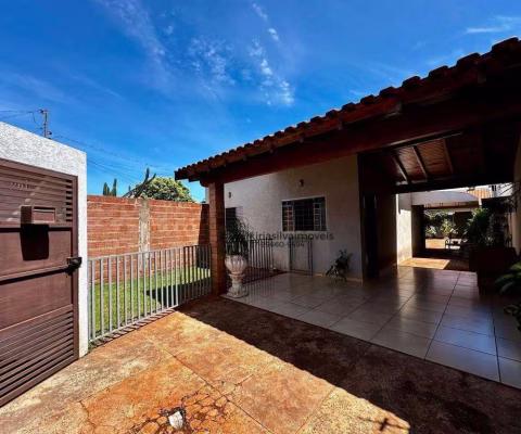Casa à venda terreno grande - Jardim Aero Rancho