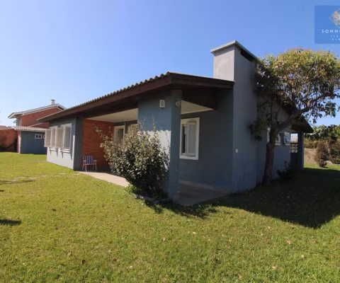 Casa 3 dormitórios no Centro de Xangri Lá