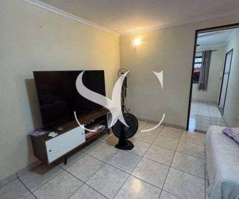 Vende-se sobrado de 03 dormitórios no bairro de Campo Grande em Santos.