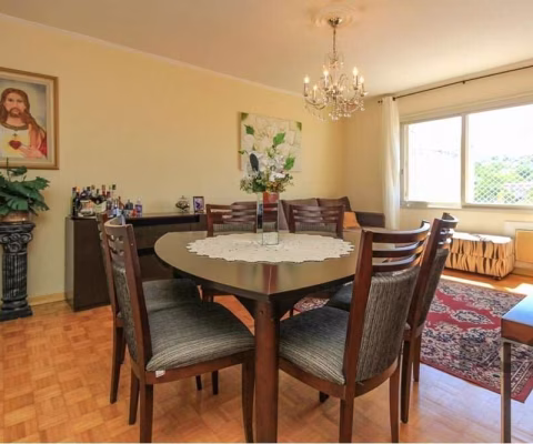 Apartamento à Venda: Conforto e Praticidade em Porto Alegre Você encontrou o imóvel dos seus sonhos! Este apartamento de 124m² é a combinação perfeita de espaço, conforto e localização privilegiada. C