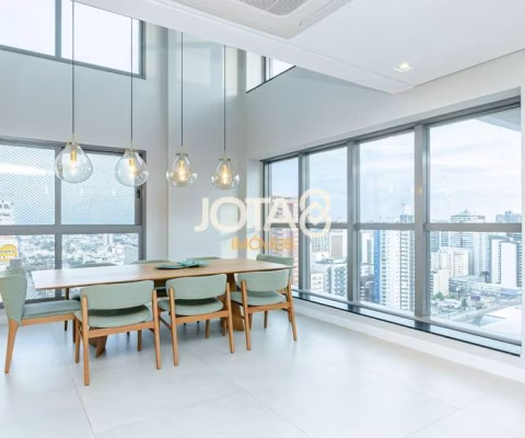 DUPLEX COM 3 SUÍTES PRÓXIMO AO SHOPPING CURITIBA