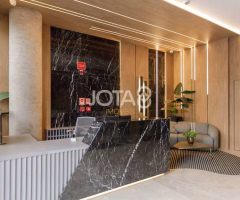 Studio alto padrão novo e semimobiliado no Batel