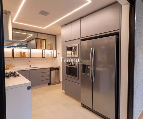 Apartamento Alto Padrão, 3 SUÍTES, COM ESCANINHO NO ANDAR, 2 VAGAS E LAZER COMPLETO