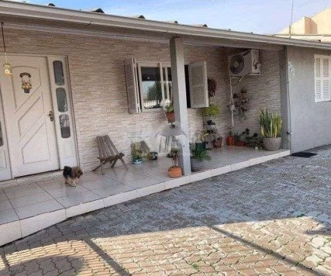 Casa para Venda - 131.65m², 3 dormitórios, 4 vagas - Parque da Matriz