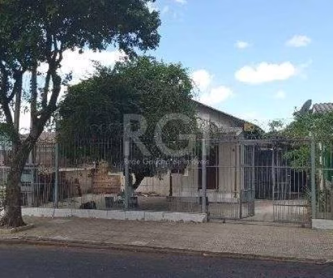 Casa para Venda - 300m², 2 dormitórios, 2 vagas - Sarandi