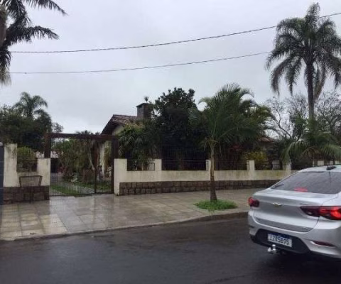 Casa para Venda - 320000m², 3 dormitórios, sendo 1 suites, 10 vagas - Belém Novo