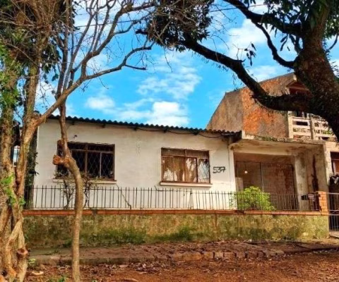 Casa em Porto Alegre, no bairro Cavalhada, com 3 dormitório(s), e 3 banheiros, à venda.