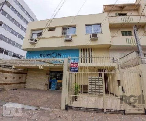 Apartamento em Auxiliadora