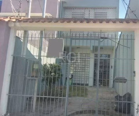 Casa para Venda - 100m², 3 dormitórios, 1 vaga - Menino Deus