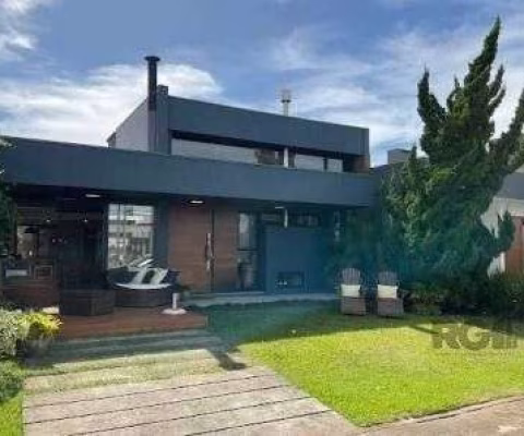Casa em Condomínio em Centro