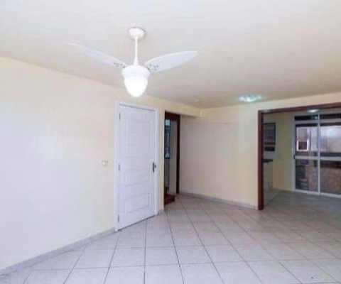 Casa em condomínio com 3 dormitórios, suíte, espaço gourmet.
