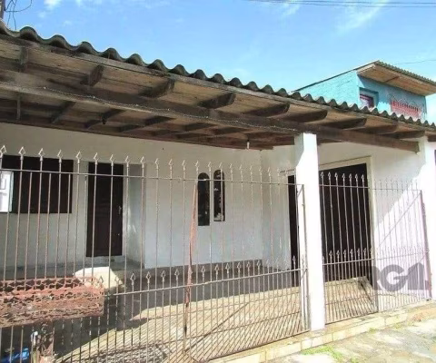 Casa no bairro Restinga - 3 dormitórios