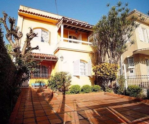 Casa para Venda - 544m², 3 dormitórios, sendo 1 suites, 2 vagas - Medianeira