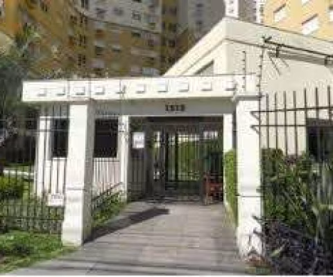 Apartamento de 3 quartos, suíte, garagem no bairro Partenon em Porto Alegre