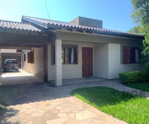 Casa com 3 quartos, 1 suíte, 3 vagas e 182m² para vender por R$ 890.000