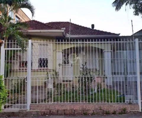 Casa para Venda - 142m², 3 dormitórios, sendo 1 suites, Partenon