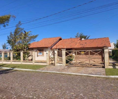 Casa para Venda - 160m², 3 dormitórios, sendo 1 suites, 4 vagas - Tramandaí