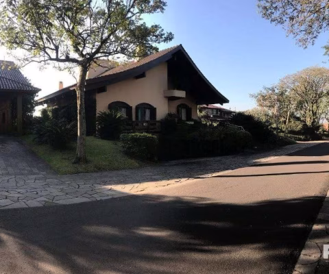 Casa em Condomínio em Cavalhada