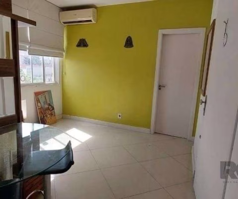 Excelente apartamento de 30m² com 1 dormitório no Centro Histórico.