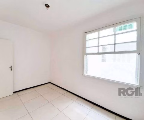 Apartamento de 02 dormitorios no Centro Historico