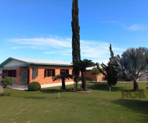 Casa 161m² - 2 dormitórios, 4 vagas no bairro Santo Onofre em Viamão