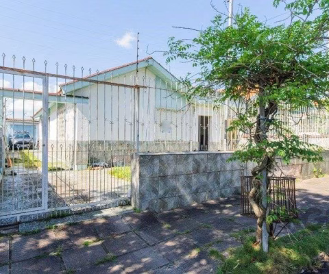 Casa com 3 dormitórios no bairro Tristeza