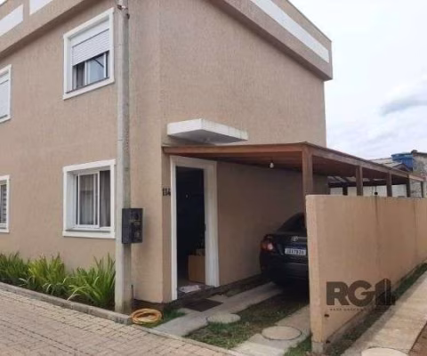 Casa em Porto Alegre, no bairro Ponta Grossa, com 2 dormitório(s), e 2 banheiros, à venda.